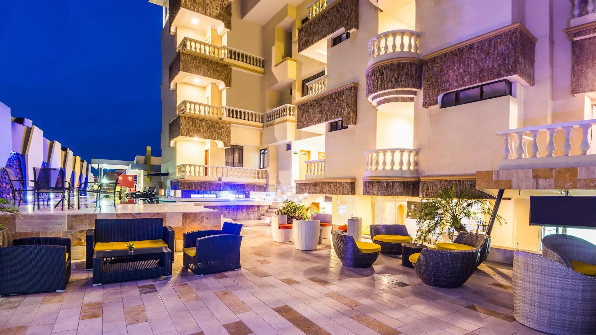 Hotel American Golf Barranquilla  4*, Barranquilla (Atlantico)